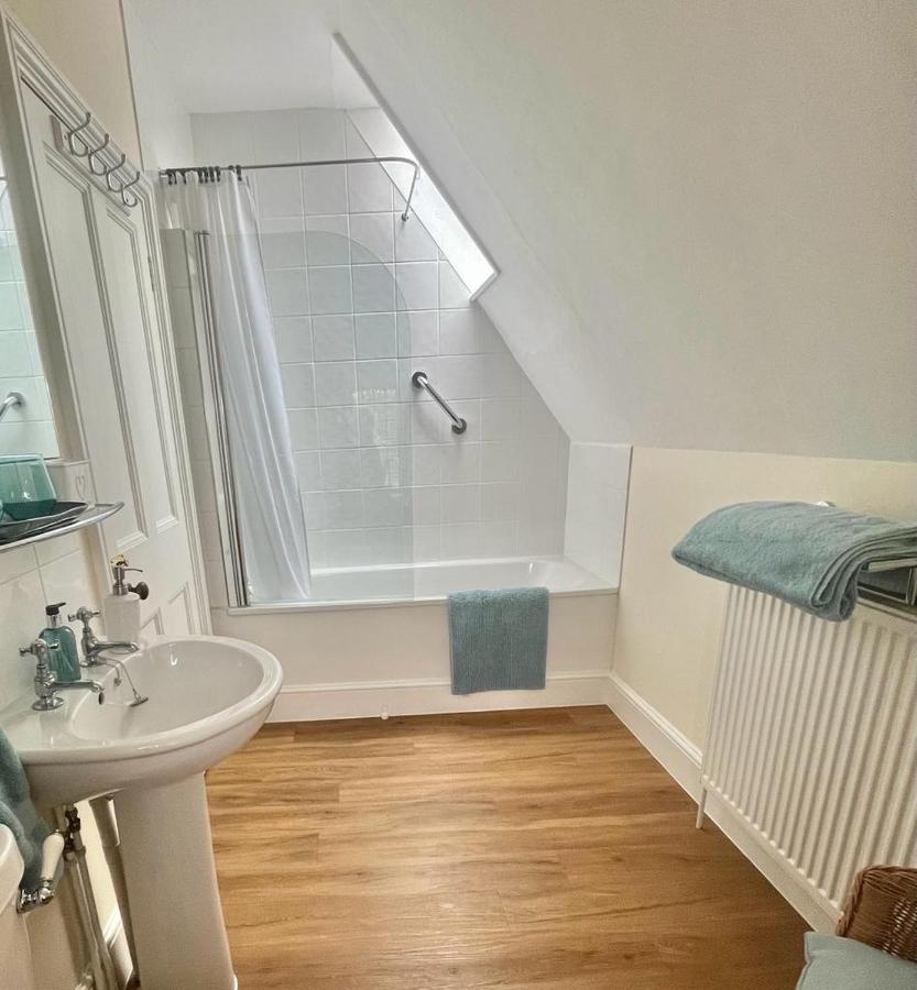 Parsonage House, Badminton Bed and Breakfast Great Badminton Εξωτερικό φωτογραφία