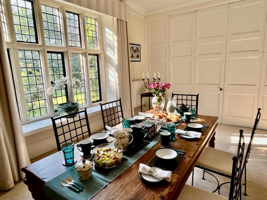 Parsonage House, Badminton Bed and Breakfast Great Badminton Εξωτερικό φωτογραφία